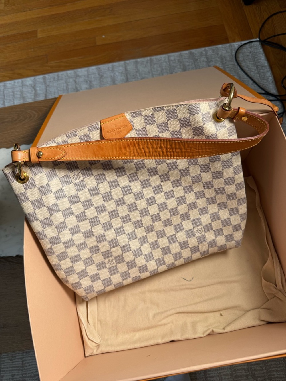 Louis Vuitton Damier Azur Shoulder Bag with Tan Leather Trim - Picture 11 of 11